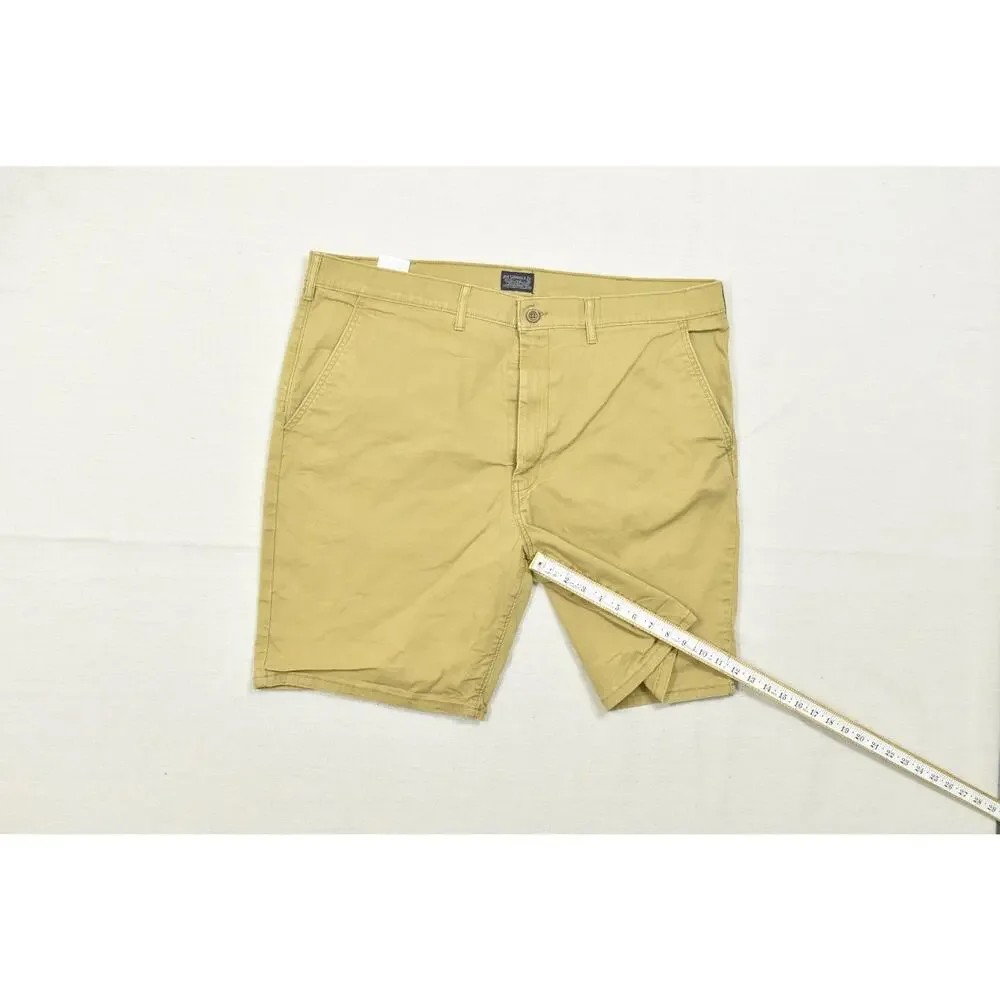 Levi's Men's Chino Shorts Size W42 Tan Khaki Cotton Blend Casual Flat Front Work